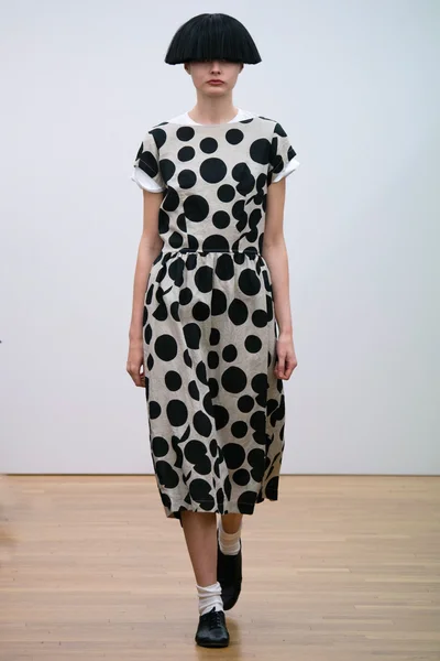 Look 35